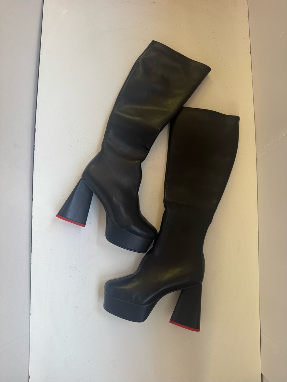 La Moda Sweet Talker Platform Knee High Boots size 41 or US 11